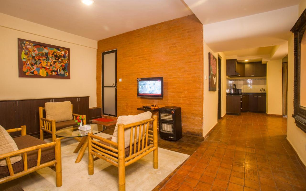 Gaju Suite Hotel Kathmandu Exteriör bild